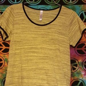 Lularoe Classic Tee